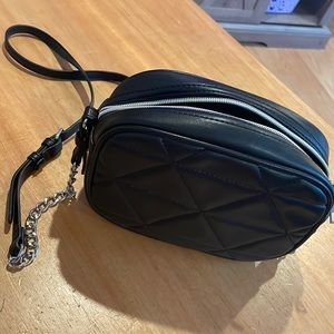 Forever 21 Black Quilted Crossbody